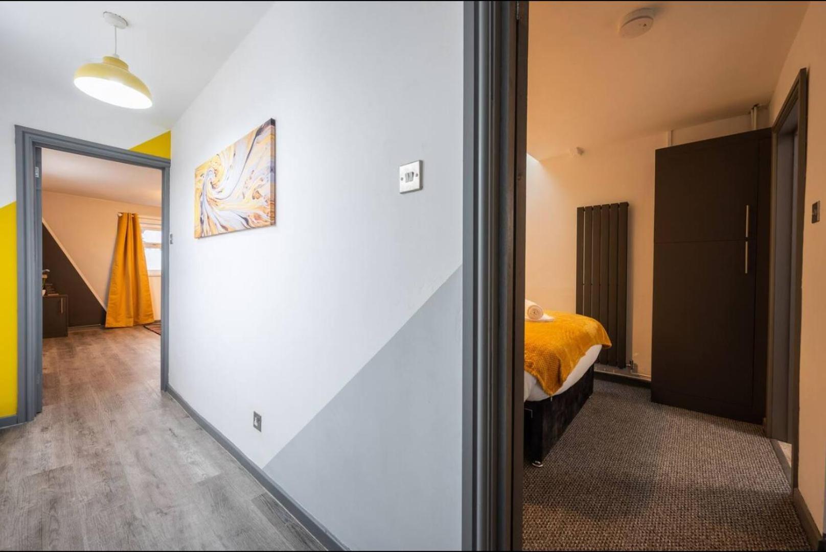Stunning One Bedroom Apartments Near Shops & Central Cardiff Exterior foto