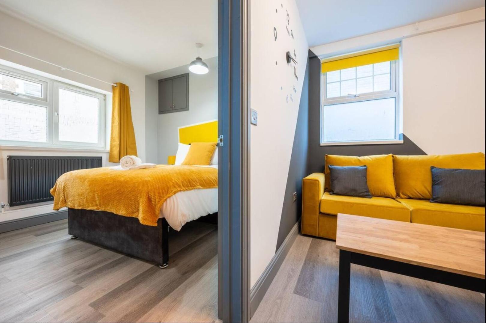 Stunning One Bedroom Apartments Near Shops & Central Cardiff Exterior foto